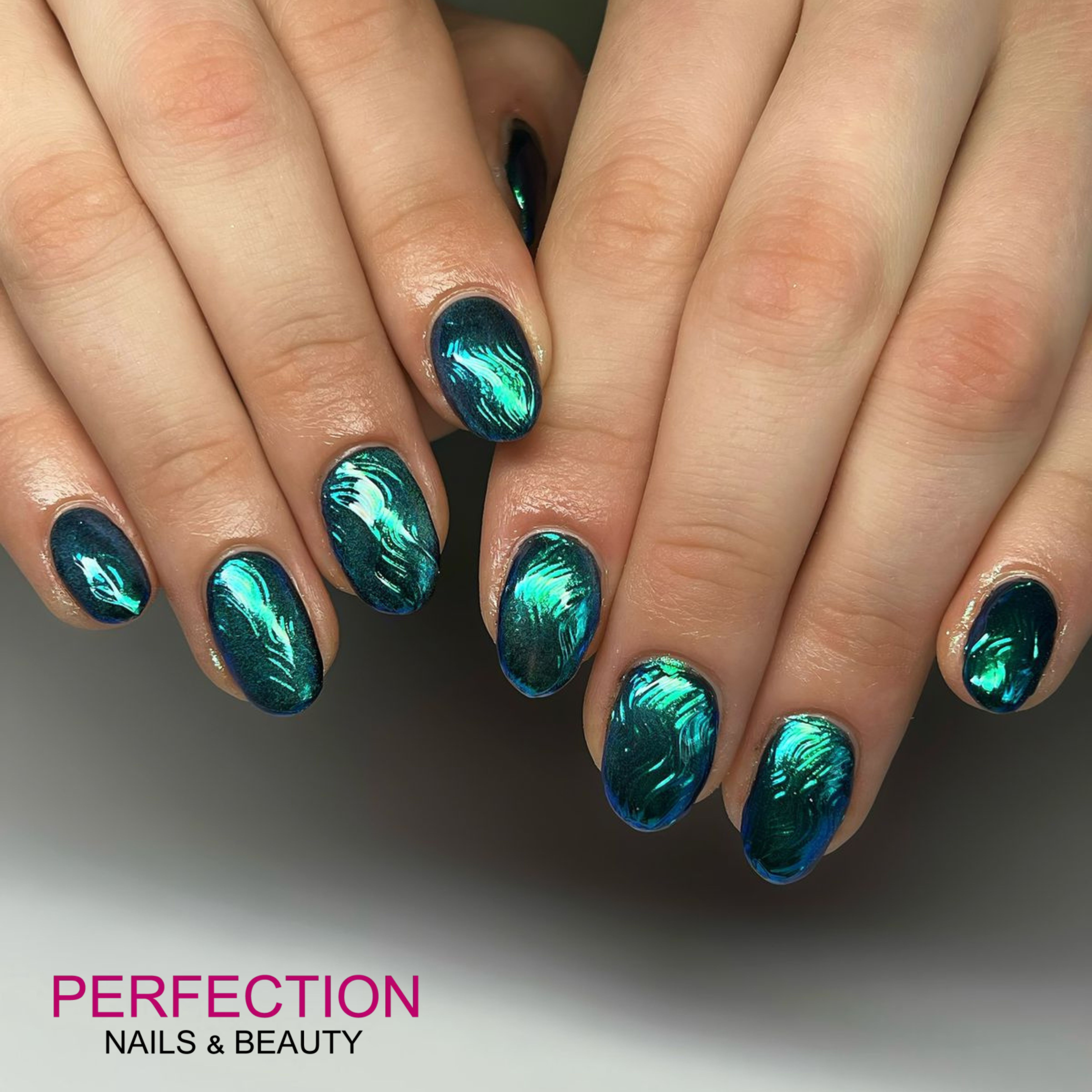 Top nails